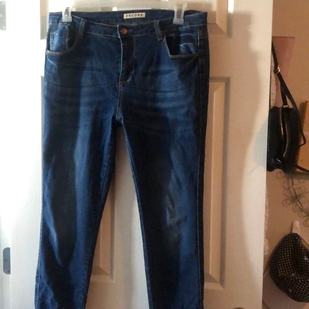 jeans